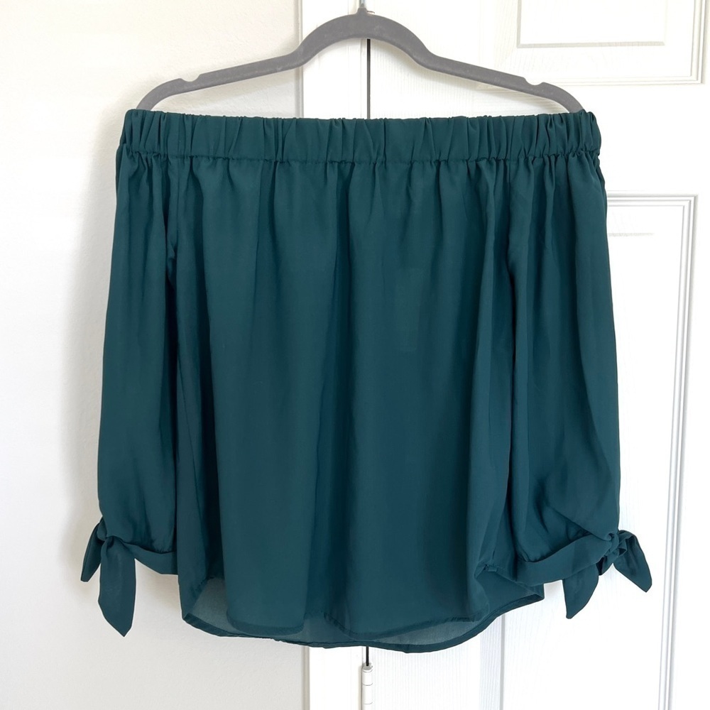 Japna NWT Deep Green Off the Shoulder Top - Size S